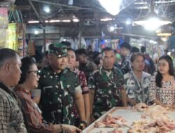 Pastikan Harga Sembako Stabil, Dandim 1310/Bitung bersama Pemerintah Kota Bitung Sidak Pasar Winenet
