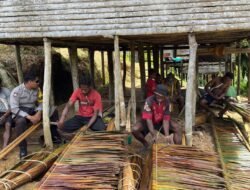 Bhabinkamtibmas Polsek Waropko Laksanakan Patroli Kamtibmas Jelang Natal 2025 dan Tahun Baru 2026