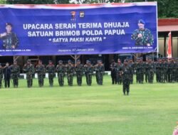 Kapolda Papua Teguhkan Tradisi Brimob dalam Serah Terima Dhuaja Satya Paksi Kanta