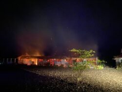 Polres Yahukimo Respon Cepat Peristiwa Kebakaran 4 Ruang Kelas Sd Ypk Metanoia Dekai