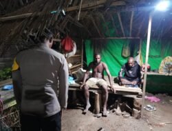 Pererat Silaturahmi, Bhabinkamtibmas Polsek Tanah Miring Sambangi Warga Guna Wujudkan Kamtibmas Kondusif