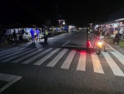 Satlantas Polres Waropen Gelar Patroli Blue Light, Wujudkan Kamseltibcar Lantas di Malam Hari