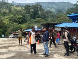 Dekat dengan Masyarakat, Polres Tolikara Intensifkan Patroli Dialogis