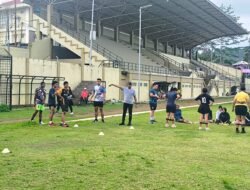 Puluhan Pelajar Ikuti Binlat Seleksi Penerimaan Polri Terpadu 2026 di Stadion 16 November Fakfak