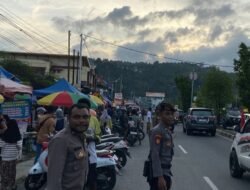 Momen Berburu Takjil ,Polresta Manokwari Lakukan Pengamanan dan Pengaturan Lalu Lintas