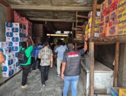 Pemda dan Polres Jayawijaya Sidak Harga Sembako dan Barang Kedaluwarsa di Wamena