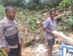 Bhabinkamtibmas Distrik Rumberpon Laksanakan Sambang dan Himbauan Kamtibmas di Kampung Yembekiri II
