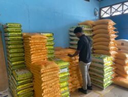 Satgas Saber Polres Supiori Cek Harga Pangan di Pasar dan Ritel Modern