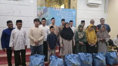 Polri bersama jurnalis beri santunan untuk 100 anak yatim piatu