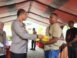 Polda Papua Barat Gelar Bazar Gerakan Pangan Murah Polri, Salurkan Beras SPHP kepada Masyarakat