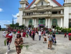 Sinergitas TNI–Polri Jaga Fakfak Tetap Kondusif, Ibadah Minggu Palem Berlangsung Aman dan Khidmat