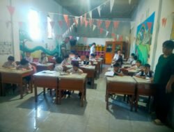 Tanamkan Nilai Patriotisme Sejak Dini, Babinsa Jajaran Kodim 1310/Bitung Optimalkan Implementasi Buku Pedoman Pembinaan Kesadaran Bela Negara (PKBN) di Lingkungan Sekolah