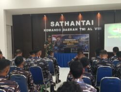Dukung Sistem Pertahanan Negara Yang Kuat, Personel Babinsa Kodim 1310/Bitung Bekali Prajurit Sathantai Kodaeral VIII Dengan Materi Pembinaan Teritorial (Binter)
