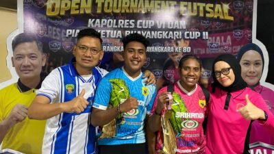 SRIKANDI FC POLRES FAKFAK JUARA! Borong Tiga Gelar Individu di Kaimana