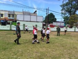 Jelang Lomba Gerak Jalan HUT ke-81 Kemerdekaan RI Tahun 2026, Personel Kodim 1310/Bitung Latih PBB Siswa SD GMIM I Madidir