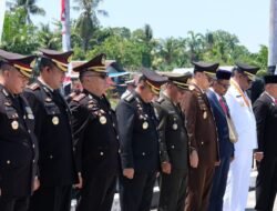 Upacara Ziarah Laut Peringati HUT ke-81 Kemerdekaan RI, Forkopimda Papua Barat Tabur Bunga untuk Mengenang Jasa Para Pahlawan