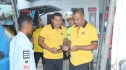 ‎Kapolda Papua Barat Tinjau Antrean BBM di SPBU Sowi 4 Manokwari, Pastikan Pelayanan Berjalan Tertib  ‎