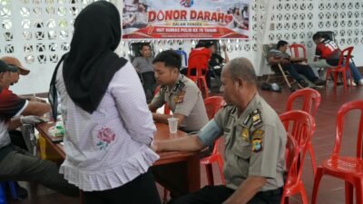 Sambut Hut Humas Polri Ke-75 Tahun 2026, Humas Polresta Manokwari Gelar Bakti Kesehatan Donor Darah di Aula Polresta Manokwari
